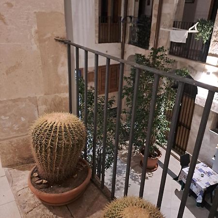Villa Syrakosia A Ortigia Syracuse Esterno foto